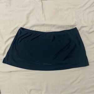 Catalina Black Mini Swim Skirt, size medium